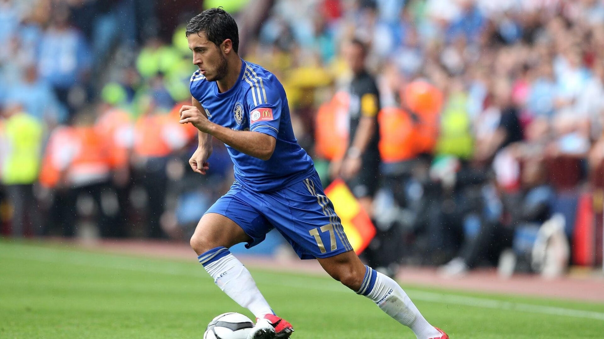 爱游戏 电竞-亚冠联赛中国队逆袭 球迷现场气氛热烈，亚冠的中国球队